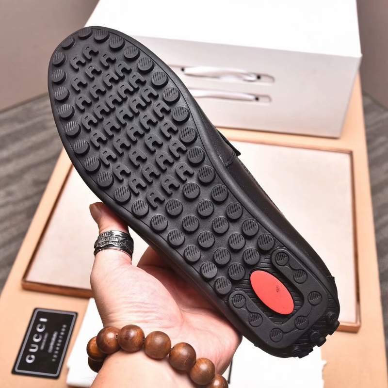 Giày lười Gucci siêu cấp họa tiết da trơn màu đen GLGC52