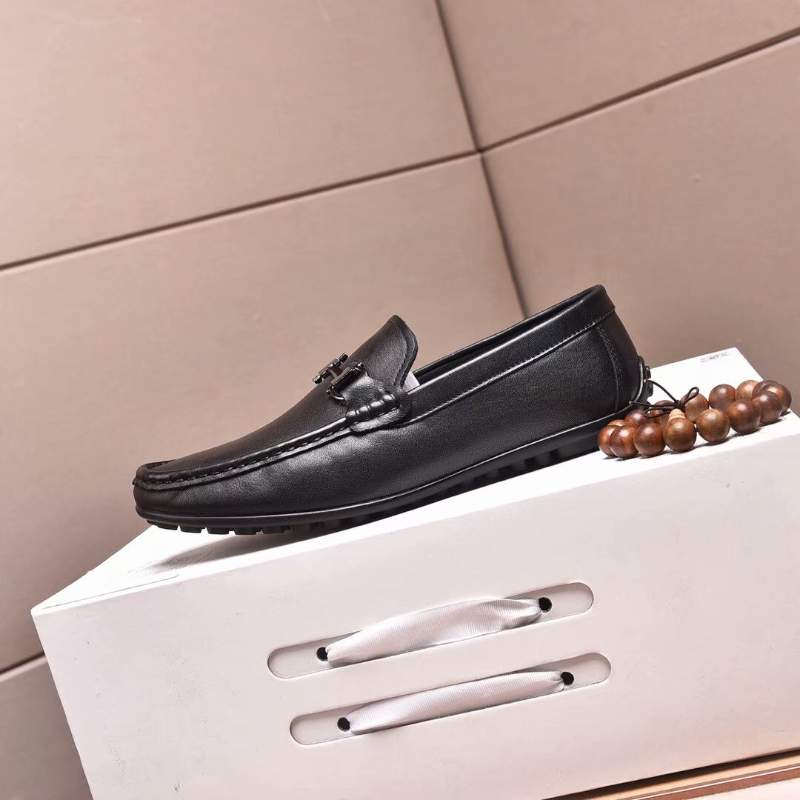 Giày lười Gucci siêu cấp họa tiết da trơn màu đen GLGC52