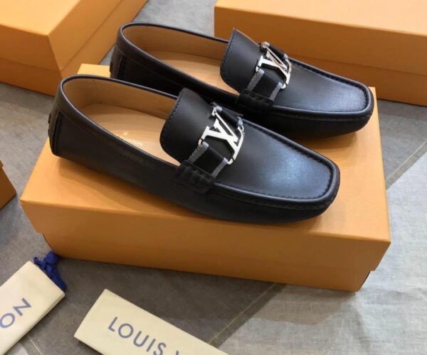 Giày lười Louis Vuitton like auth họa tiết da lỳ GLLV105
