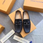 Giày lười Louis Vuitton like auth họa tiết da lỳ GLLV105