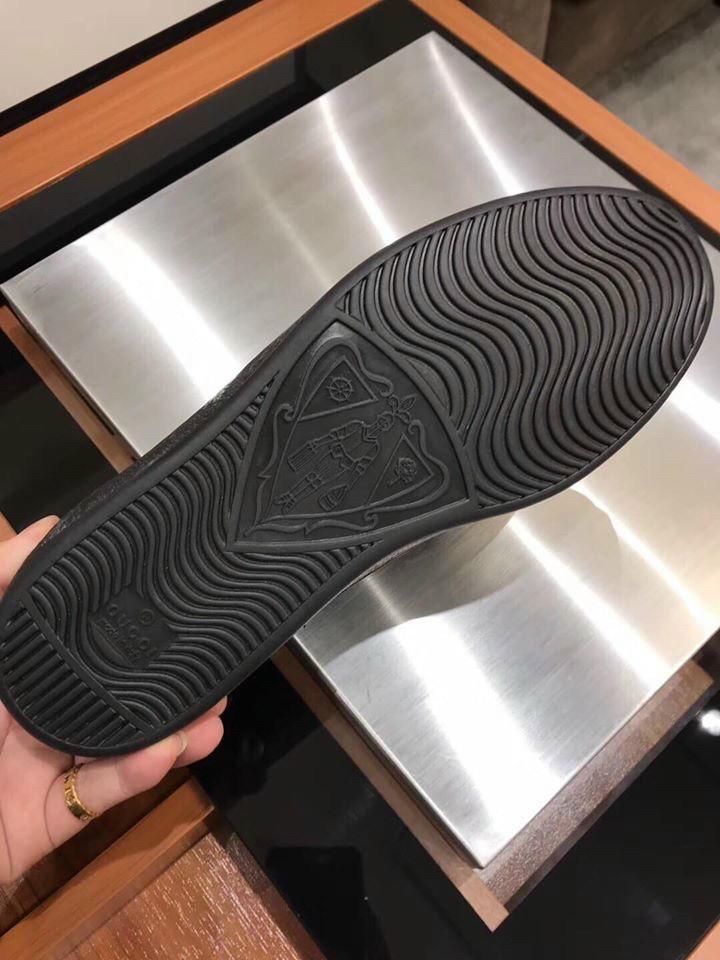 Giày nam Gucci like au họa tiết ong đen GNGC12