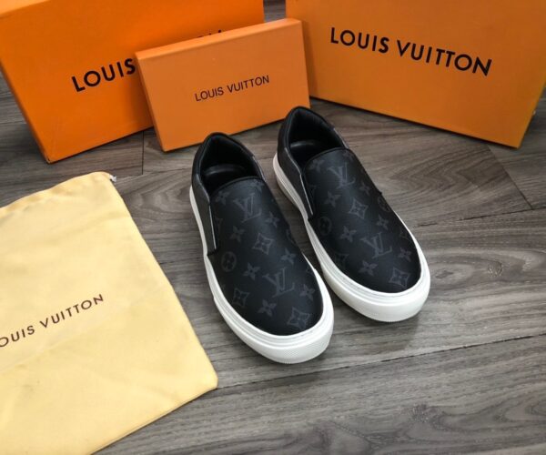 Giày slip on Louis Vuitton siêu cấp họa tiết hoa đen GLLV115