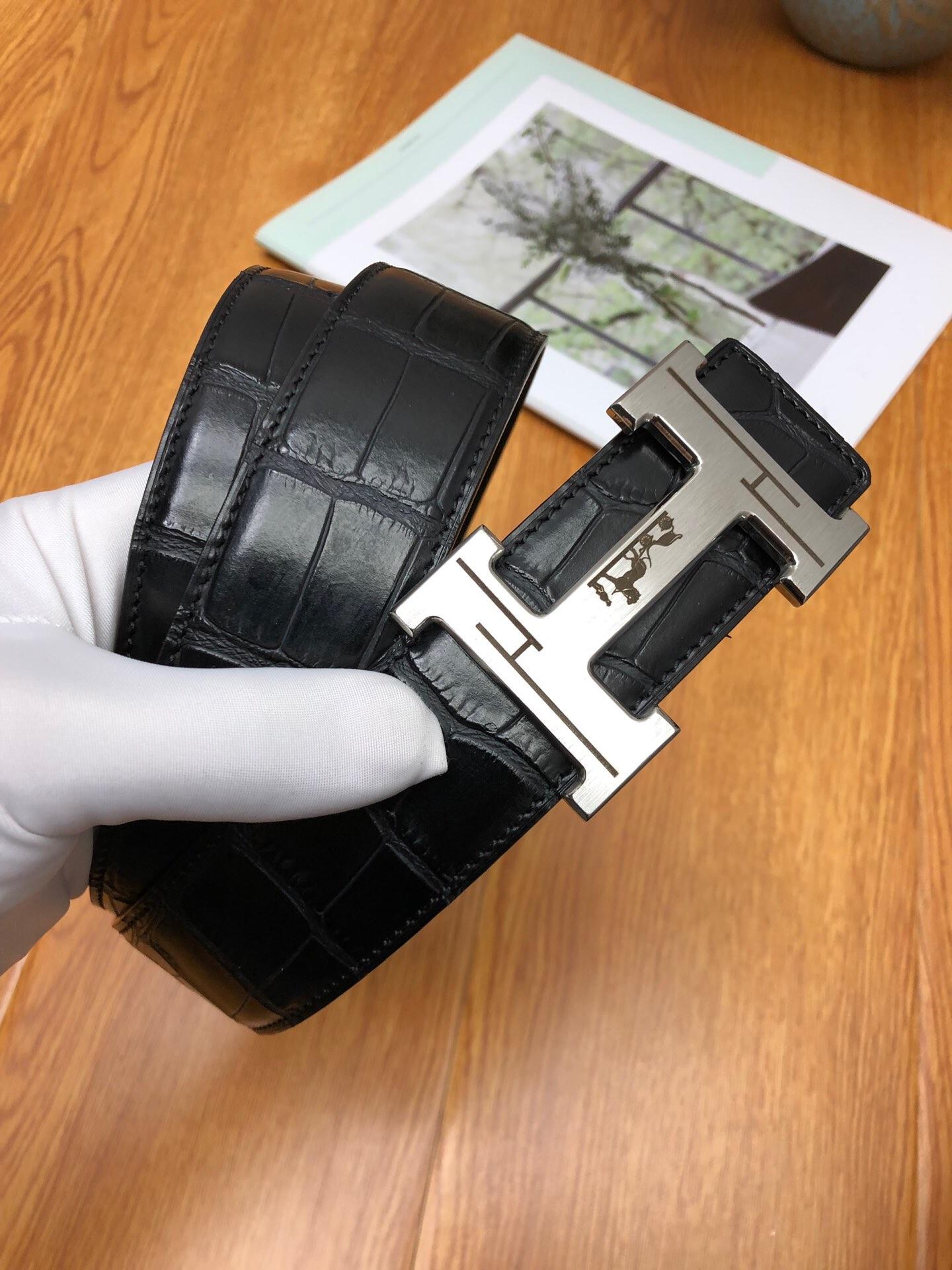 Thắt lưng Hermes like au vân da cá sấu mặt khóa tuần lộc TLH45