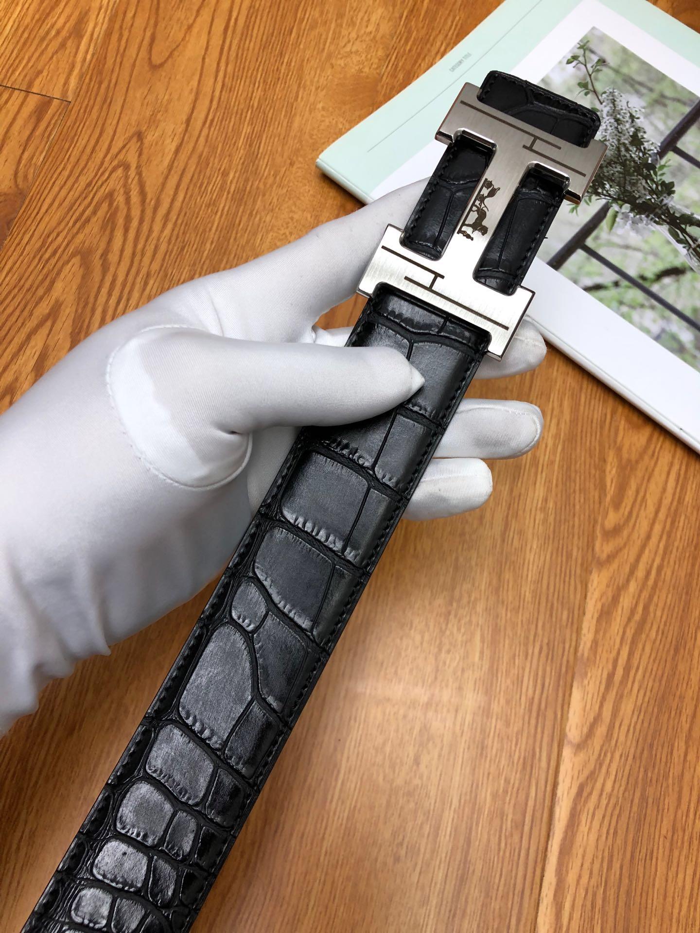 Thắt lưng Hermes like au vân da cá sấu mặt khóa tuần lộc TLH45