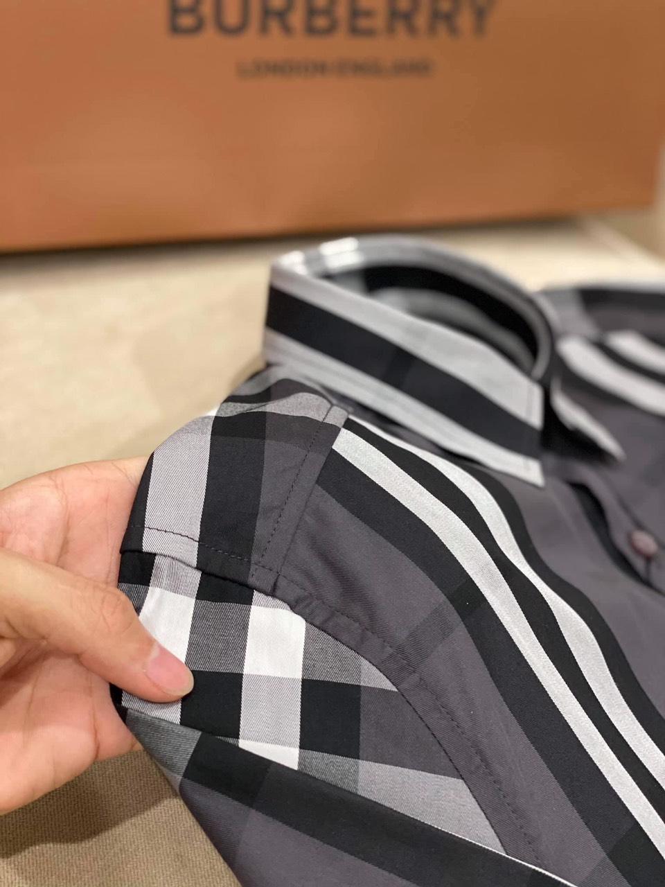 Áo sơ mi Burberry siêu cấp nam họa tiết kẻ trắng xám AOB13