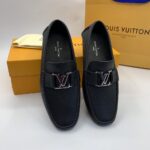 Giày lười Louis Vuitton siêu cấp họa tiết da nhăn mũi vuông màu đen GLLV124