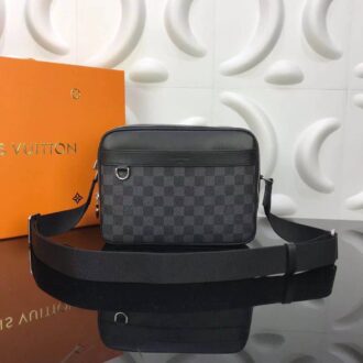 Túi đeo chéo Louis Vuitton like au hoạ tiết caro viền đen TDCLV19