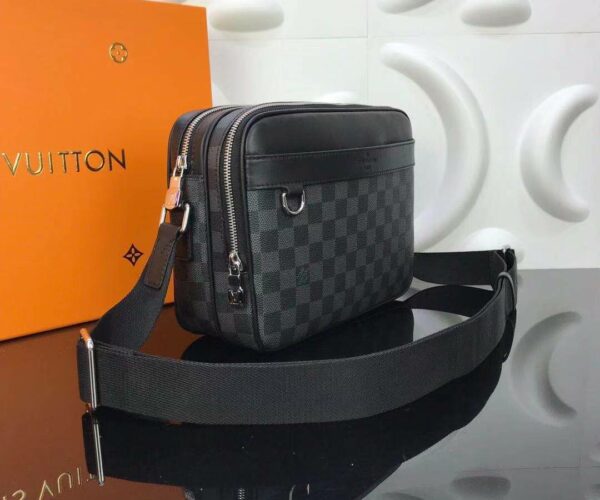 Túi đeo chéo Louis Vuitton like au hoạ tiết caro viền đen TDCLV19