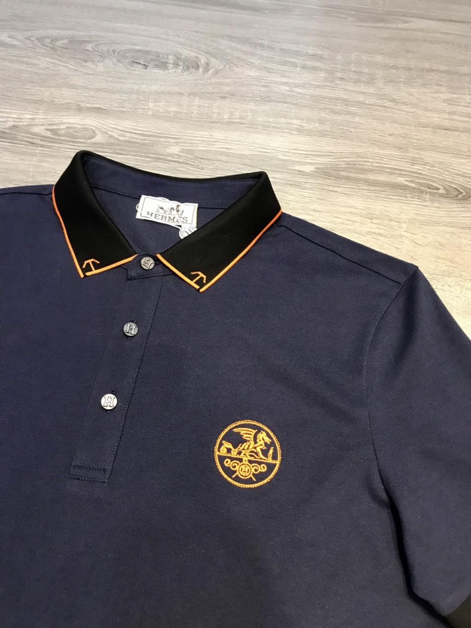 Áo phông Hermes siêu cấp màu xanh than hoạ tiết viền cam APH04