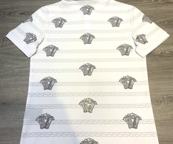 Áo phông Versace siêu cấp hoạ tiết logo đính đá màu trắng APV06