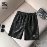 Quần short Burberry siêu cấp hoạ tiết logo bóng màu đen QSB2102