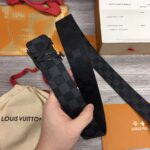 Thắt lưng Louis Vuitton họa tiết caro khóa logo kép khóa đen Like Auth