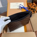 Ví Clutch LV cầm tay họa tiết caro màu nâu Like Auth