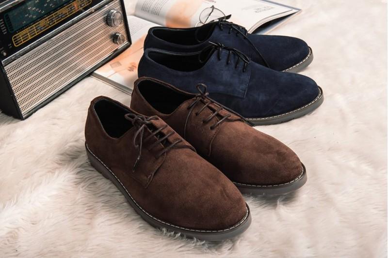 Giày da lộn được phái nam yêu thích bởi vẻ đẹp của nó
