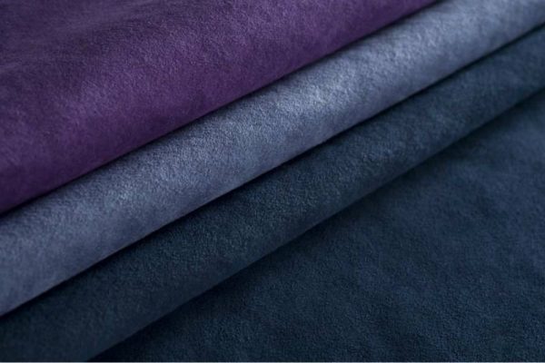 Chất liệu da thường được sử dụng từ các loại da heo, bò hoặc cừu