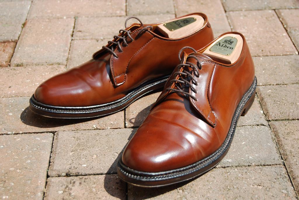 Các loại giày nam Blucher mang phong cách sang trọng cho quý ông