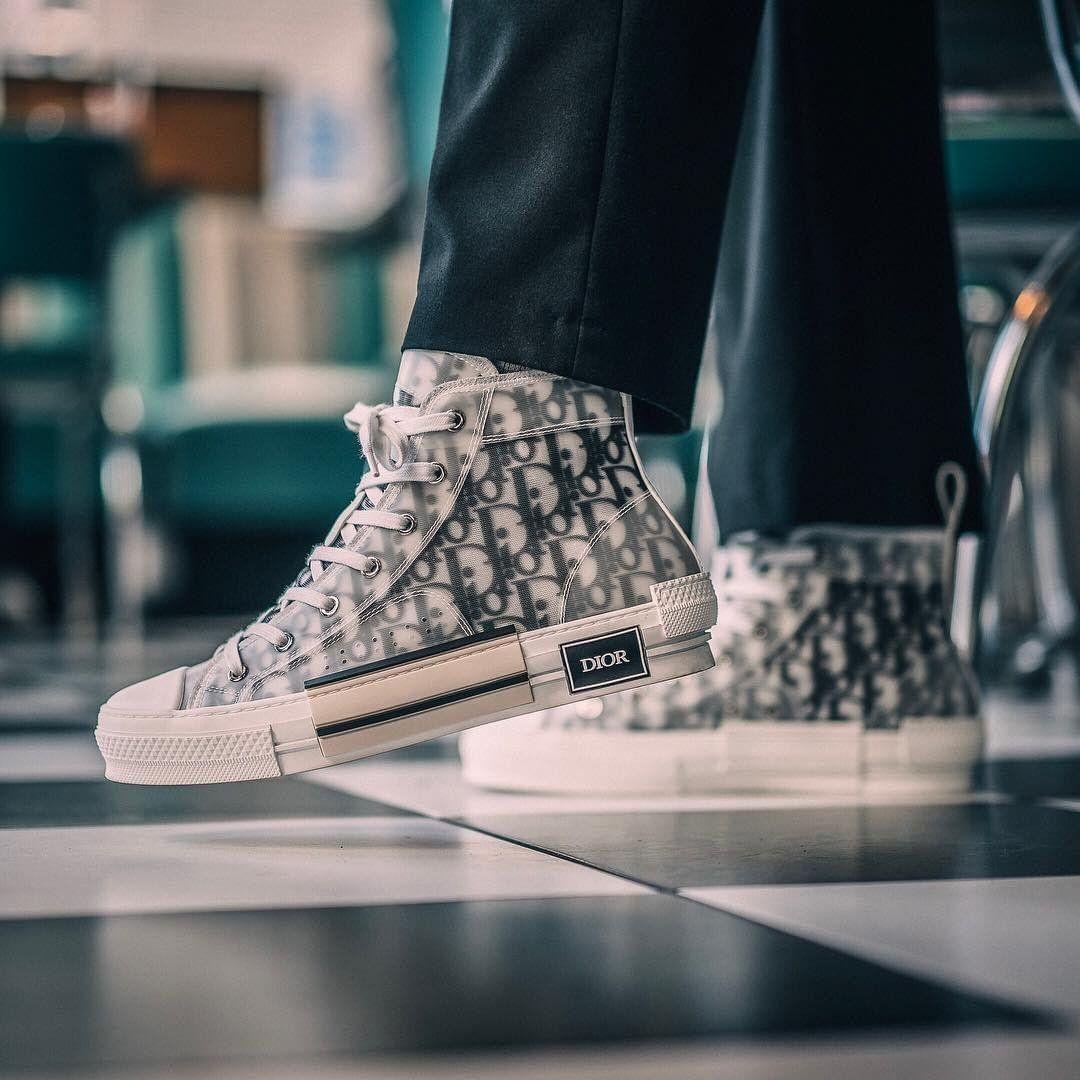 Dior x Kaws B23