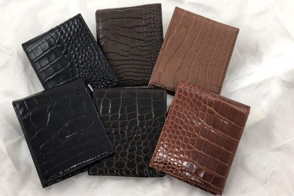 Sản phẩm ví da cá sấu mang lại cảm giác sang trọng