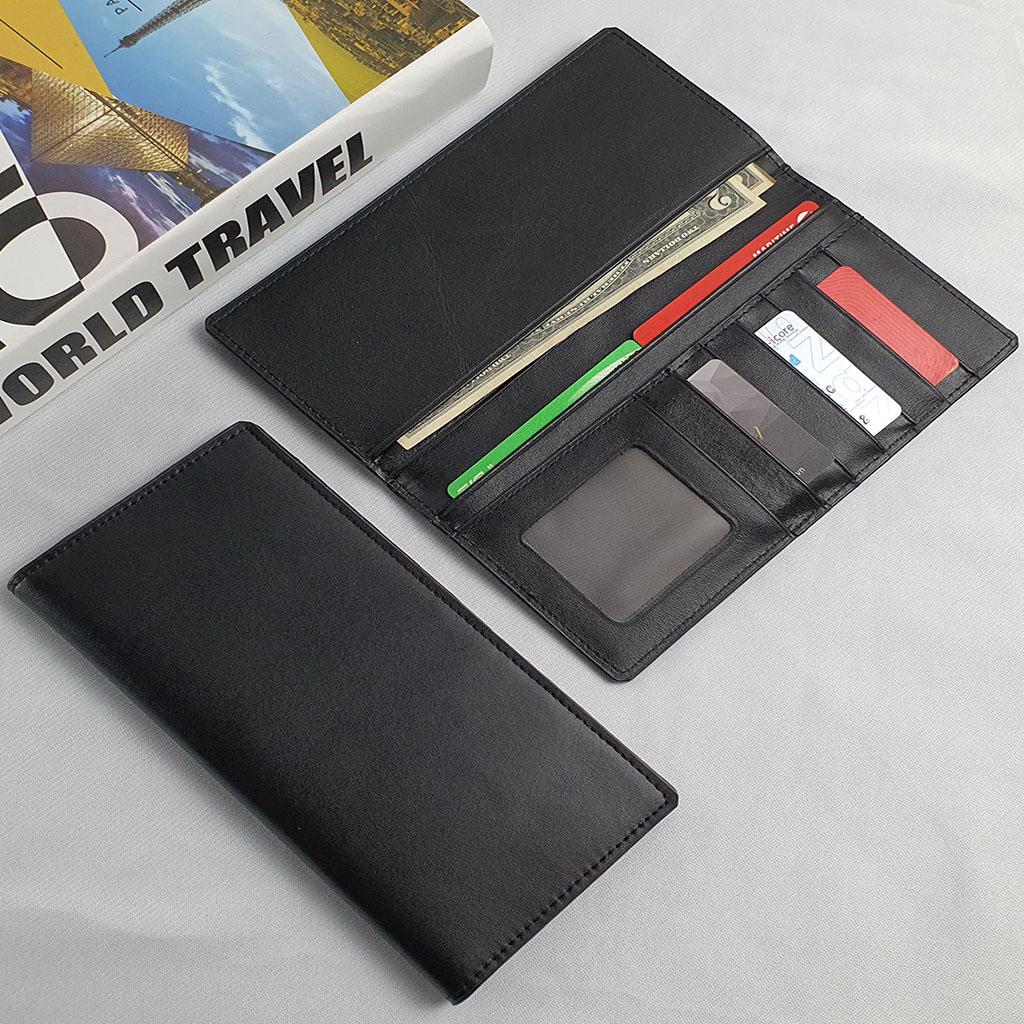 Ví nam dài với khoảng không gian lớn có thể đựng mọi vật dụng cá nhân