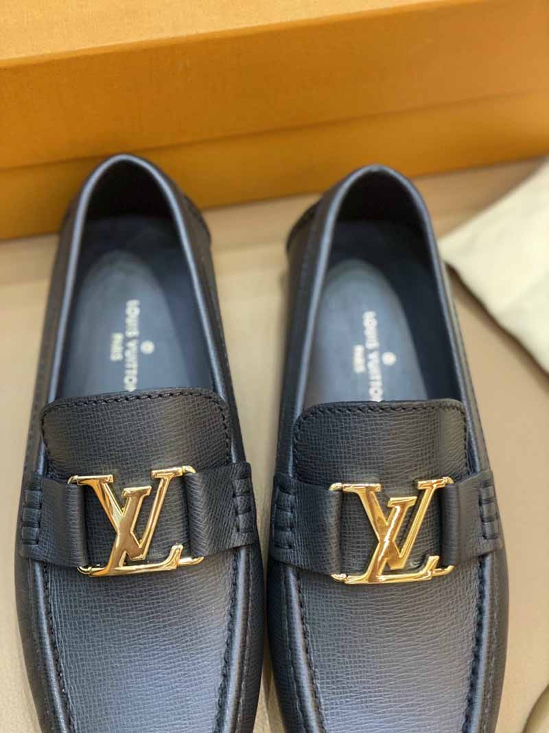 Giày lười Louis Vuitton like au da taiga mũi vuông full đen GLLV133