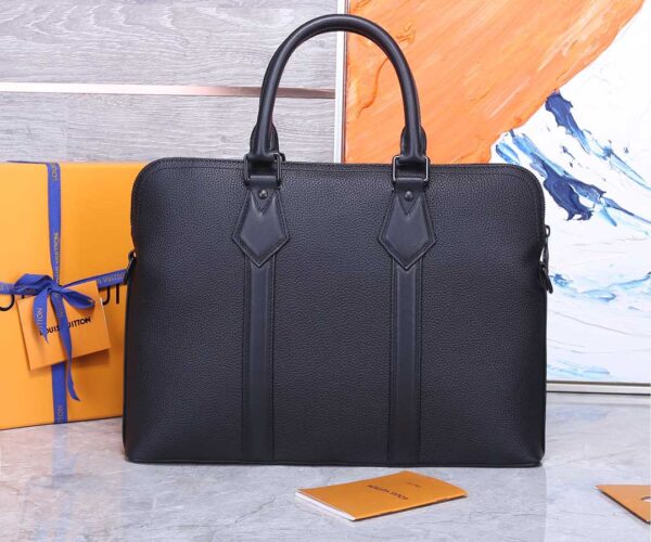 Túi xách nam Louis Vuitton da nhăn khóa logo đen siêu cấp