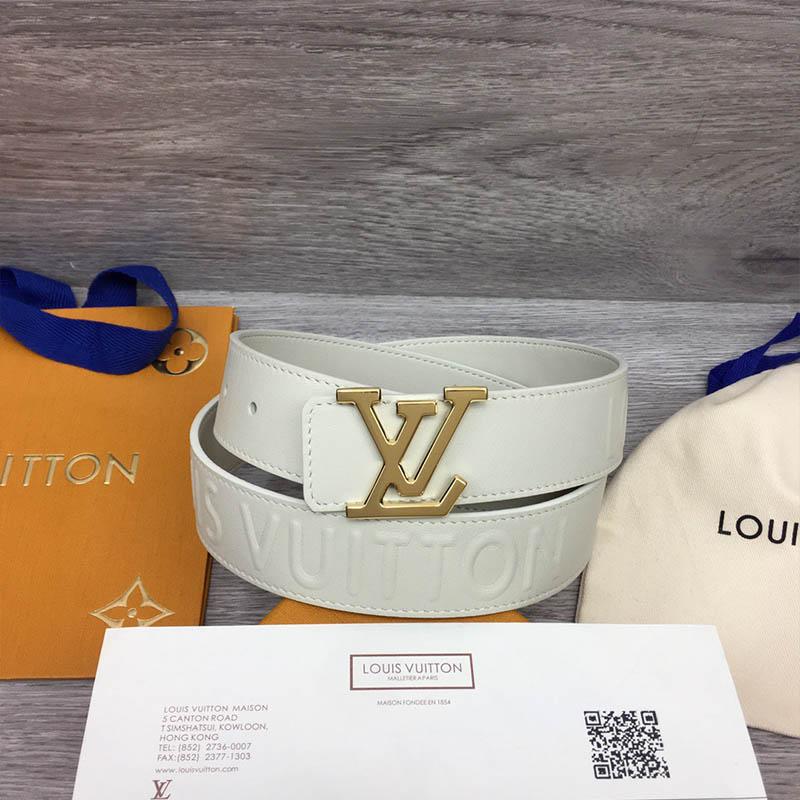 Thắt lưng Louis Vuitton like au da trơn họa tiết chữ nổi màu trắng TLLV89