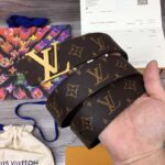 Thắt lưng nam Louis Vuitton like au họa tiết hoa bông màu nâu TLLV92