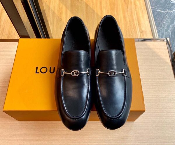 Giày lười Louis Vuitton like au đế cao da trơn khóa logo nhỏ GLLV141