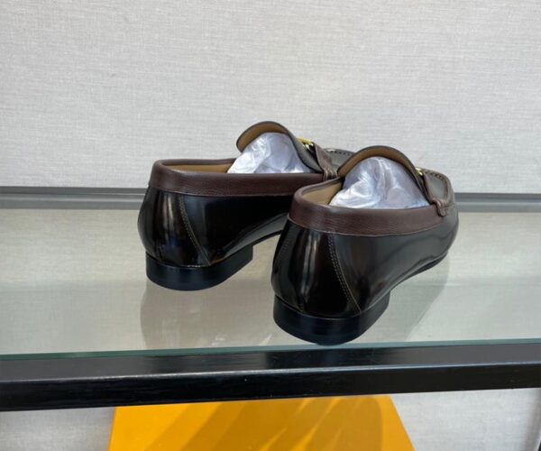 Giày lười Louis Vuitton like au đế cao họa tiết hoa bông màu nâu GLLV142