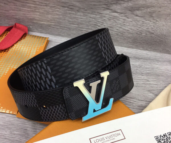 Thắt lưng Louis Vuitton like au họa tiết caro to khóa logo xanh TLLV95