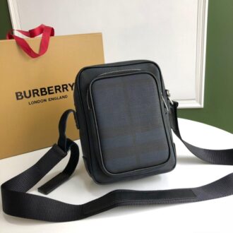 Túi đeo chéo Burberry like au họa tiết kẻ xanh TDCB09