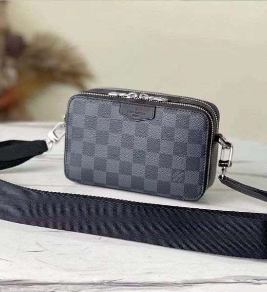 Túi đeo chéo Louis Vuitton like au Alpha Wareable Wallet Damier Graphite TDCLV31