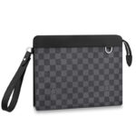 Clutch nam Louis Vuitton Standing Pouch caro màu xám Like Auth