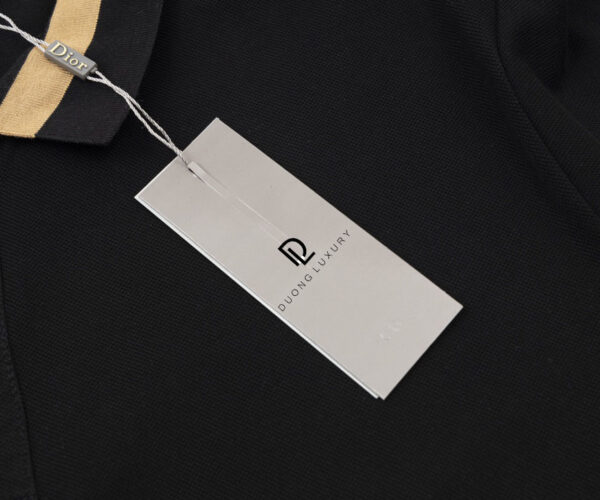 Áo Polo Dior nam đen hoạ tiết logo chữ trắng