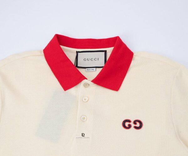 Áo Polo Gucci GG Embroidered màu trắng logo chữ