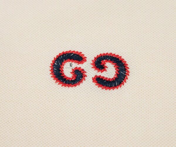 Áo Polo Gucci GG Embroidered màu trắng logo chữ