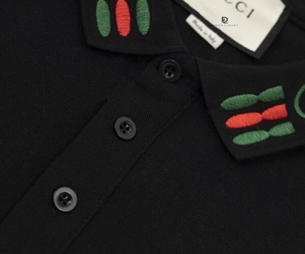 Áo Polo nam Gucci màu đen họa tiết cổ logo