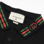 Áo Polo nam Gucci màu đen họa tiết cổ logo