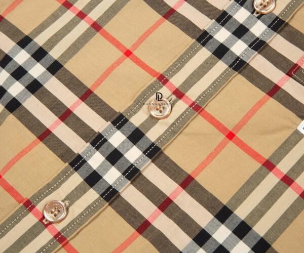 Áo Sơ mi Burberry dài tay Vintage thêu ngựa trắng