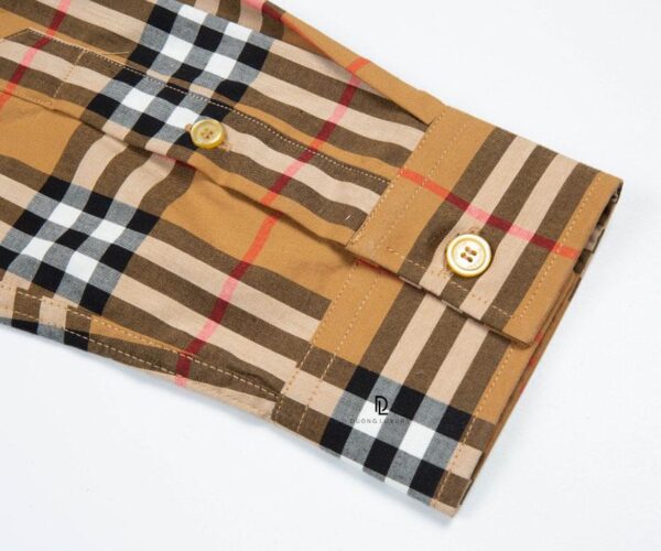 Áo sơ mi Burberry tay dài màu vàng họa tiết logo chữ B