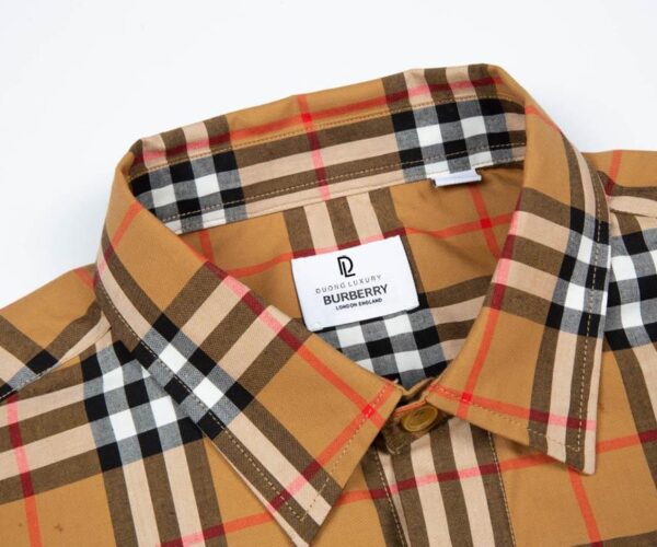 Áo sơ mi Burberry tay dài màu vàng họa tiết logo chữ B