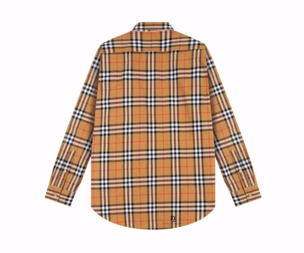 Áo sơ mi Burberry tay dài màu vàng họa tiết logo chữ B