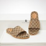 Dép Gucci GG Canvas Slide Sandal màu nâu