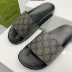 Dép Gucci quai ngang họa tiết logo màu xám