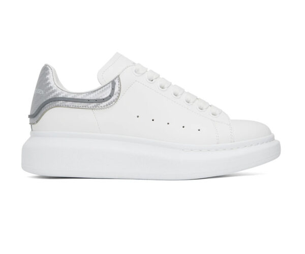 Giày Alexander McQueen White Larry Sneakers màu trắng