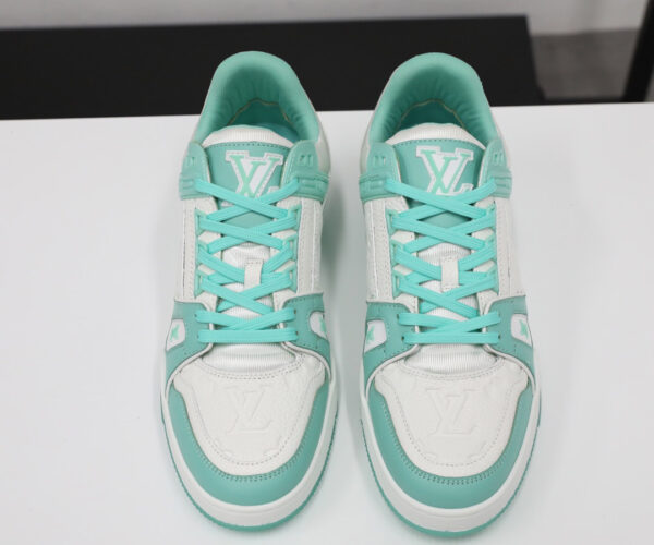 Giày Louis Vuitton LV Trainer Green White Like Auth