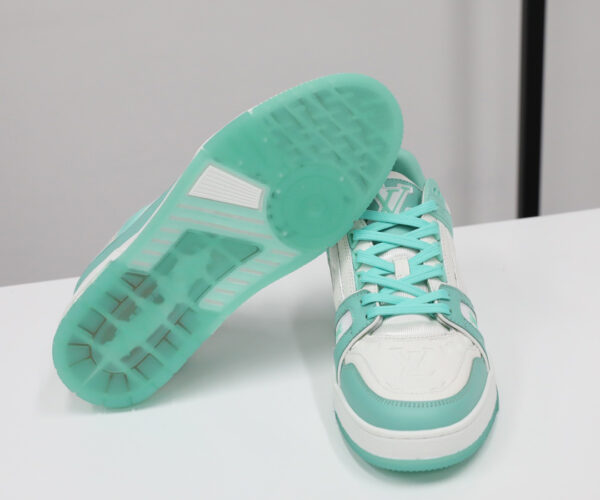 Giày Louis Vuitton LV Trainer Green White Like Auth