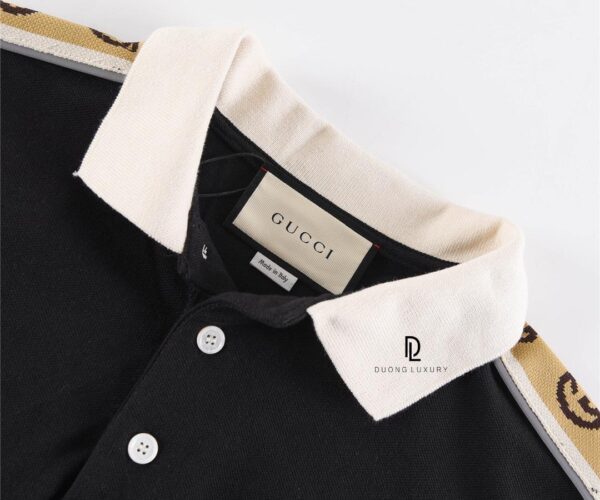 Áo Polo Gucci Interlocking màu đen logo dập tay áo