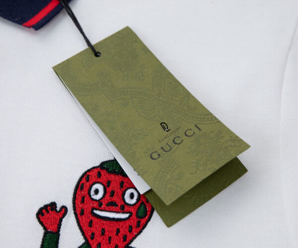 Áo Polo Gucci logo Patch white họa tiết quả dâu Like Auth