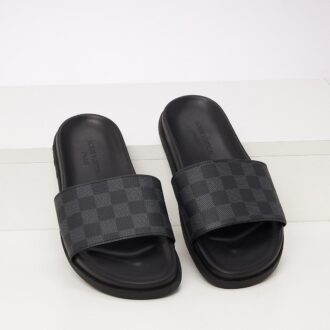 Dép quai ngang Louis Vuitton đế đúc họa tiết caro